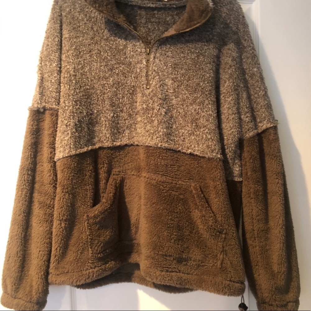 Fuzzy Quarter Zip